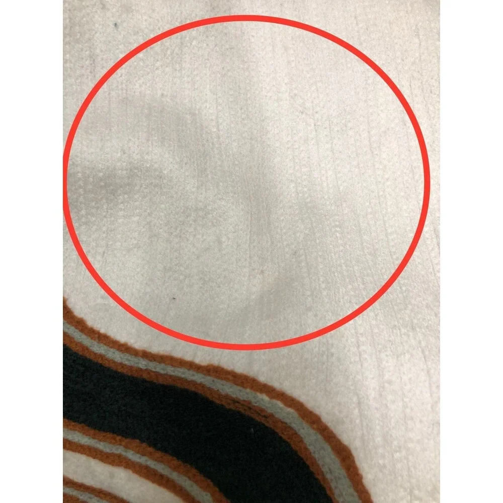 Unbranded please note